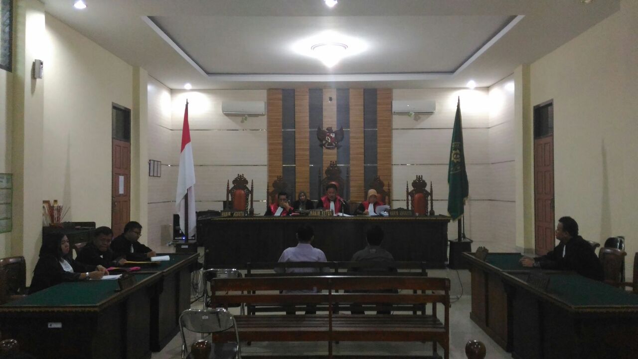 Sidang putusan kasus suap RS Bob Bazar di PN Tanjungkarang. (Lampungnews/Adam)