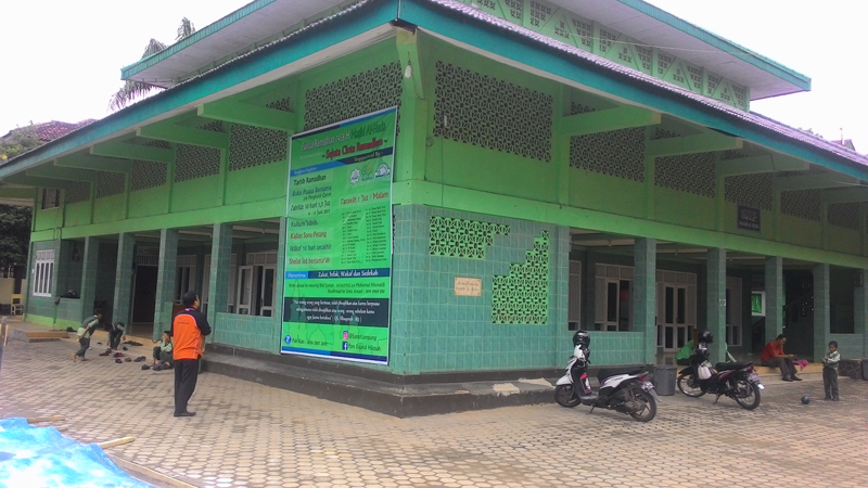 Masjid Al Huda, Yayasan Daarul Hikmah. (Lampungnews/Davit)
