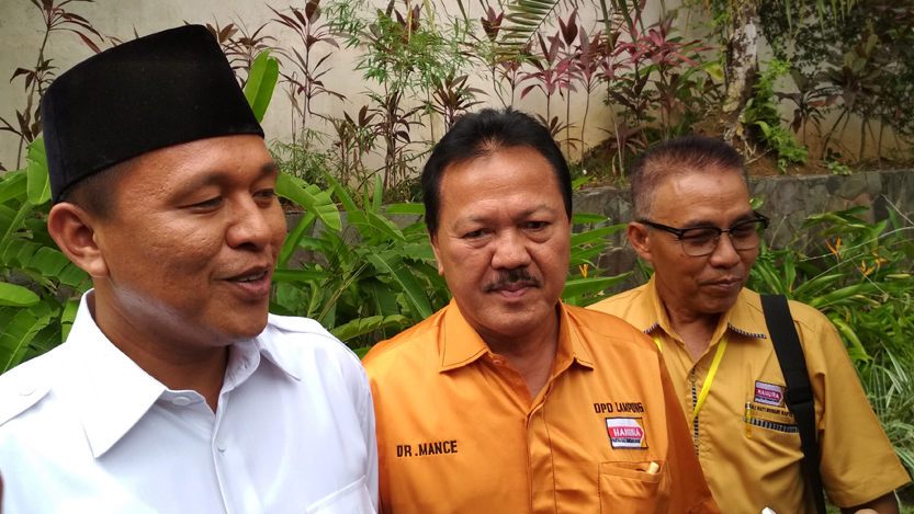 Mustafa (kiri). (Lampungnews.com/Davit)