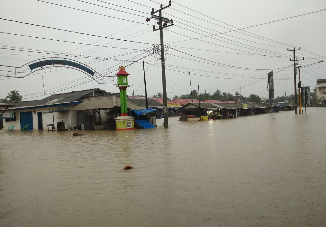 Banjir Pasar