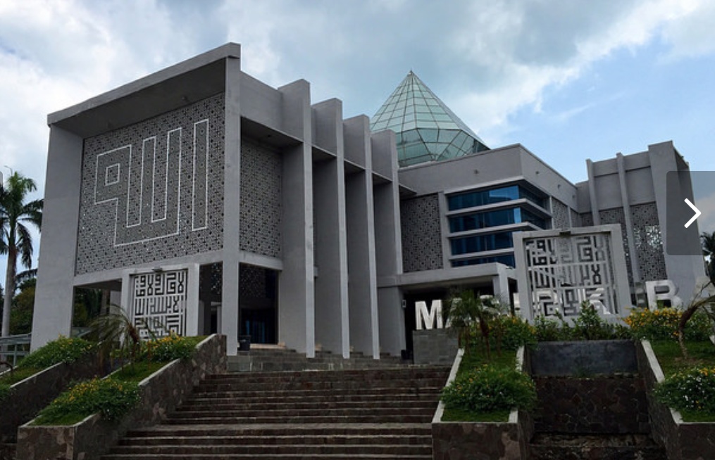 Masjid Kubah Intan Lampung Selatan di Kalianda (ist)